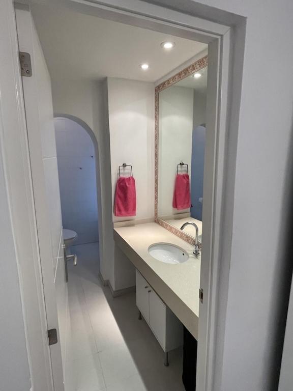 Port D'andratx Beautiful House, Swimming Pool & Jacuzzi 10-22 People Andraitx