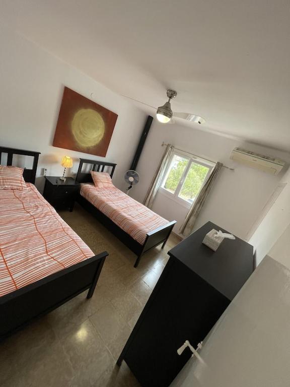 Vakantiehuis Port D'andratx Beautiful House, Swimming Pool & Jacuzzi 10-22 People *