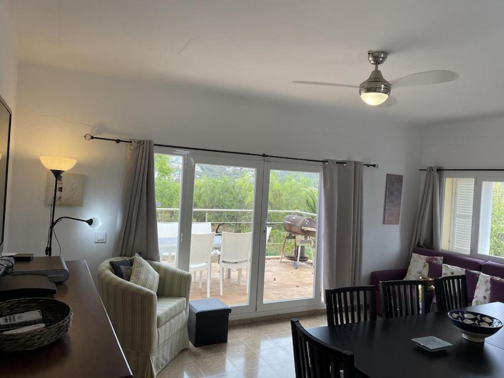 Hébergement de vacances Port D'andratx Beautiful House, Swimming Pool & Jacuzzi 10-22 People