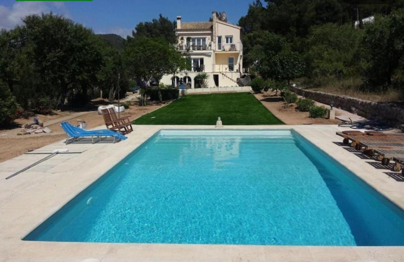Port D'andratx Beautiful House, Swimming Pool & Jacuzzi 10-22 People Hébergement de vacances
